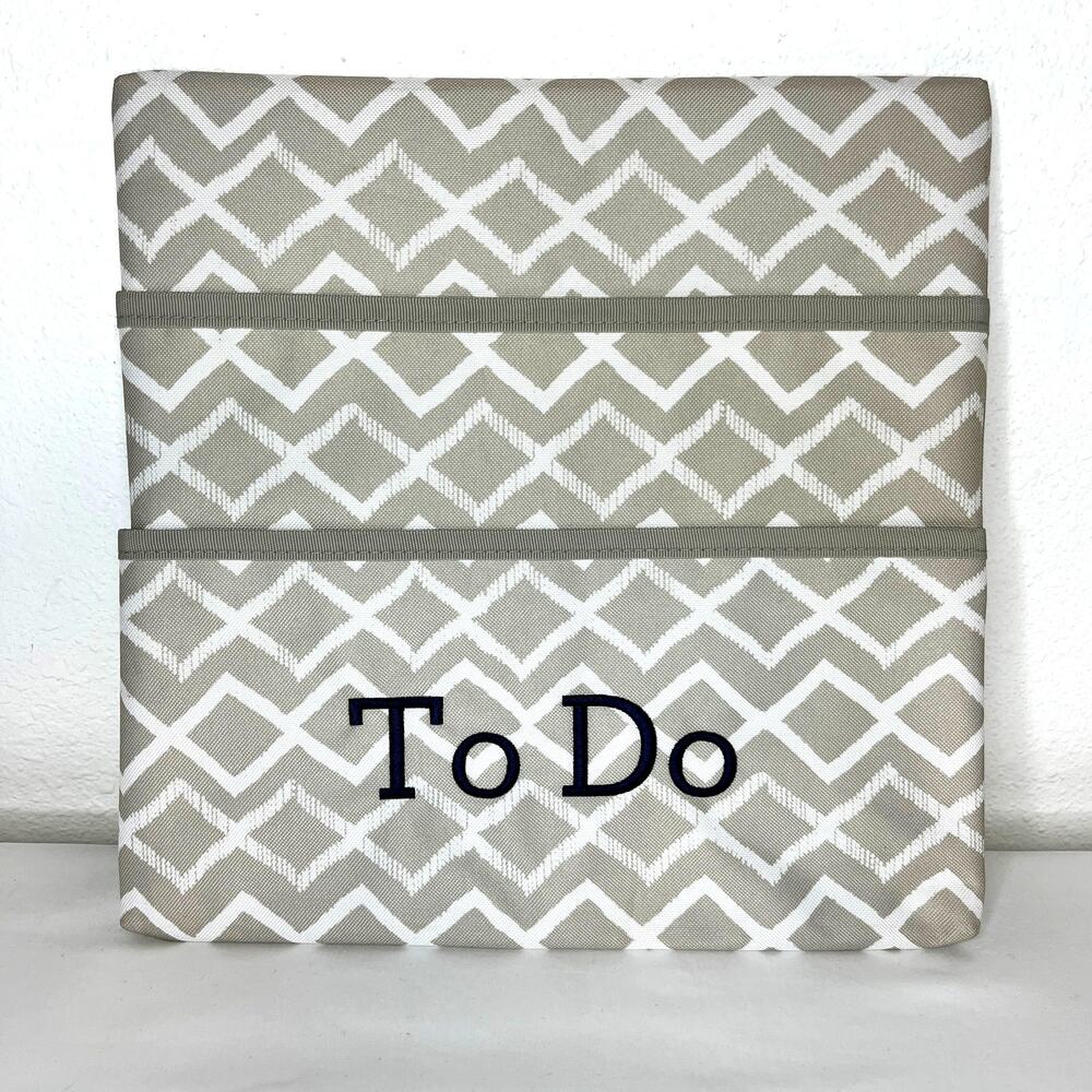 Thirty-One Wall Pocket To Do Organizer Board NEW
